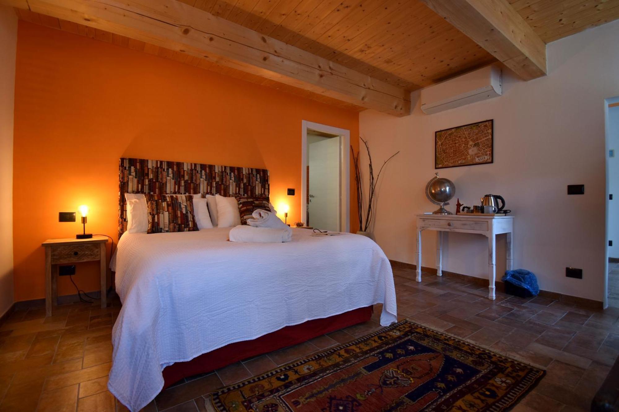 Cascina Tre Botti Hotel Agliano Terme Exterior photo
